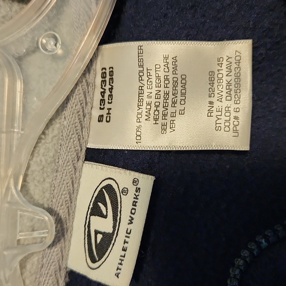 Quarter zip sweatshirt - Picture 2 of 2